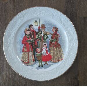 Wood & Sons 10" vintage Christmas carolers decorative plate Gold Rimmed